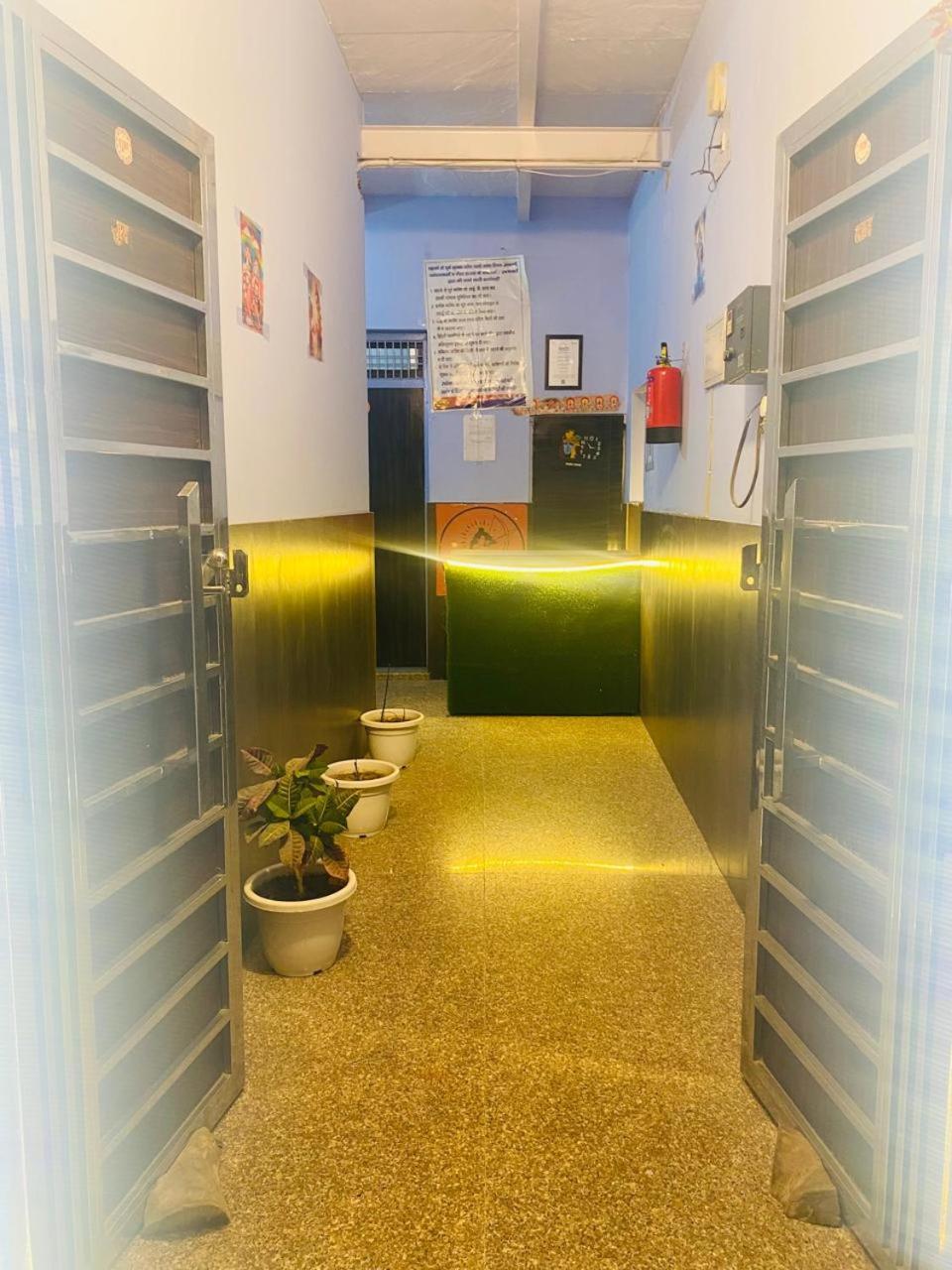Ram Paying Guest House & Hostel Near By Krishna Janmabhoomi Mathura Exterior photo