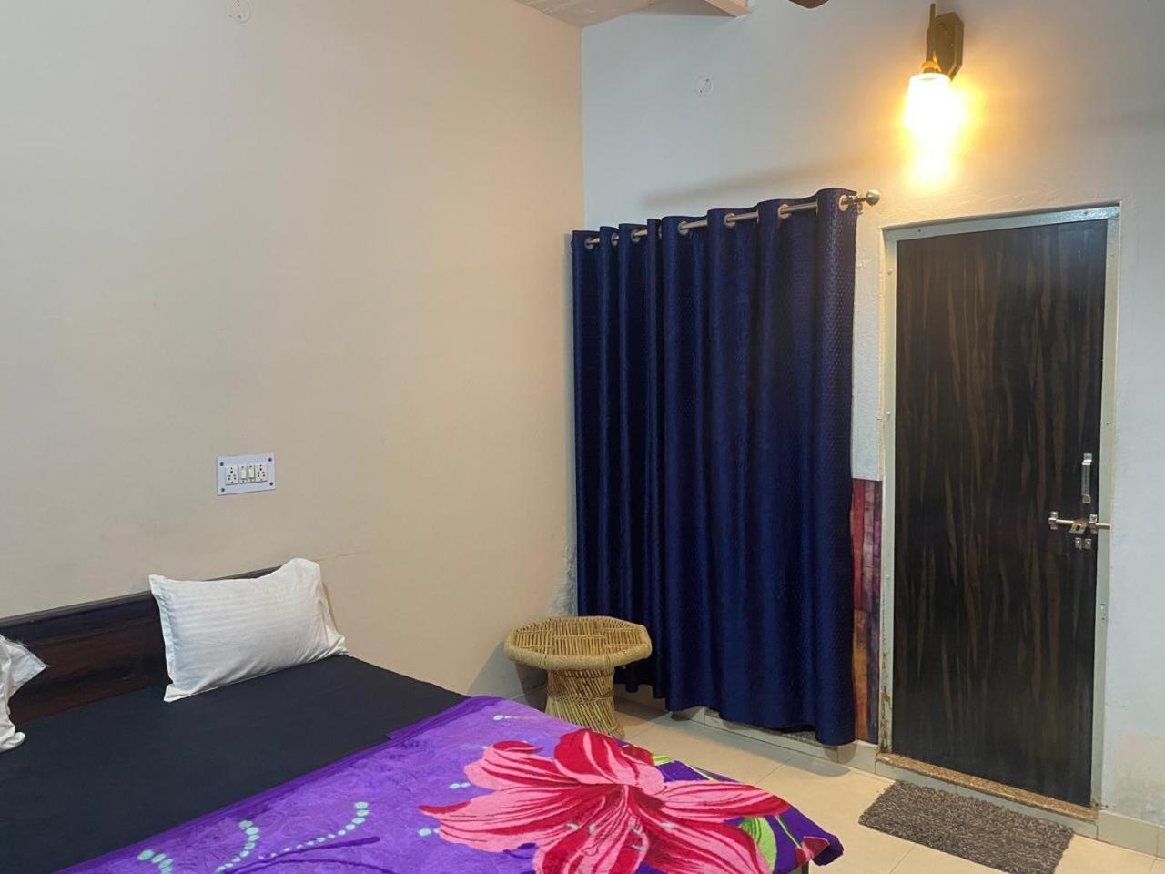 Ram Paying Guest House & Hostel Near By Krishna Janmabhoomi Mathura Exterior photo